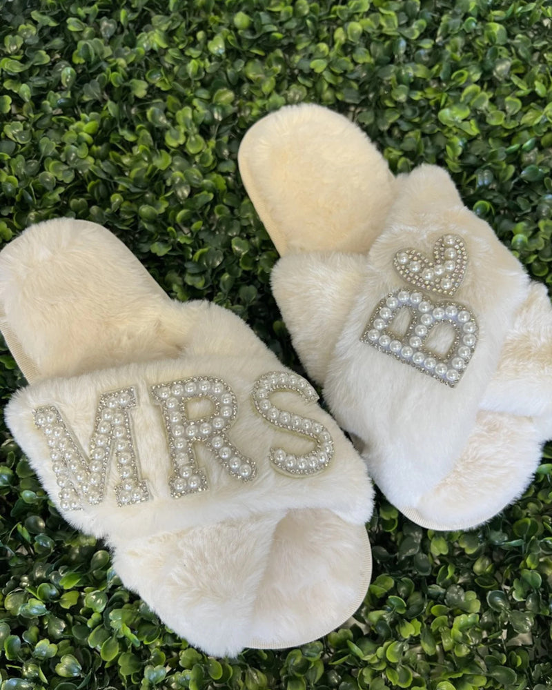 Crossed Slippers With Pearl Letters
