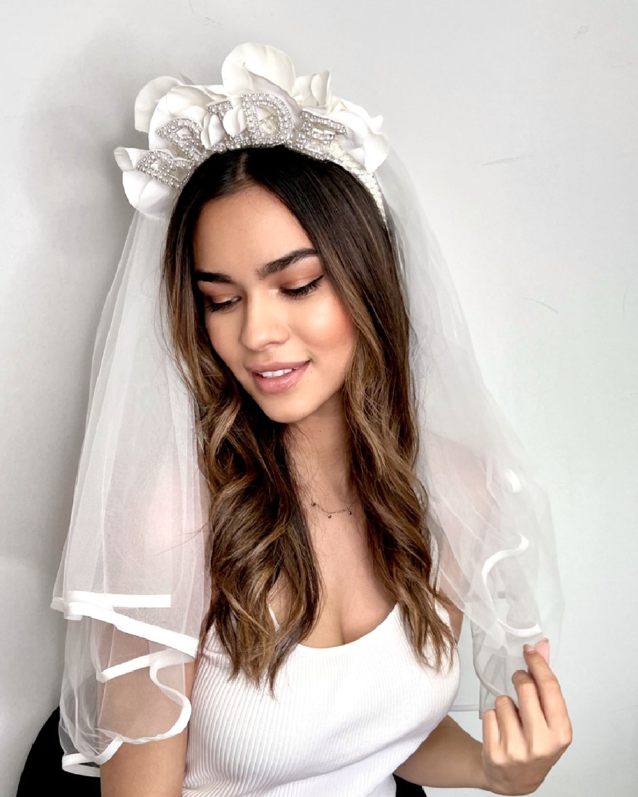 MapleLeaf Bride headband,Elegent Pearl Bridal Headband with Veil, Wedding  Crown, engagement party Wedding Veil, Bachelorette Party